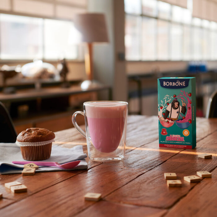 16 kapsül Borbone "DJGUSTO CHEESECAKE" - çilekli beyaz çikolata